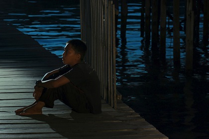 一邊星星 一邊海浪