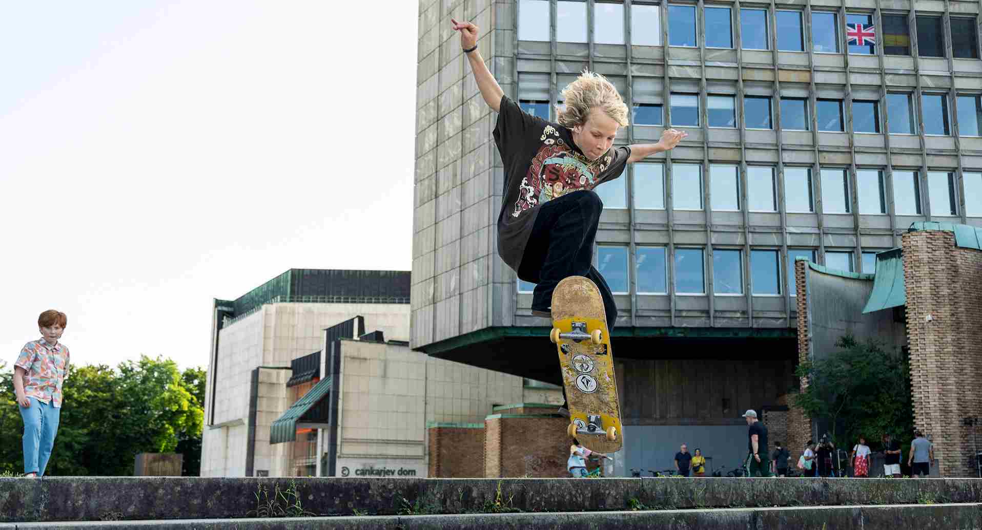 滑板公園防衛隊